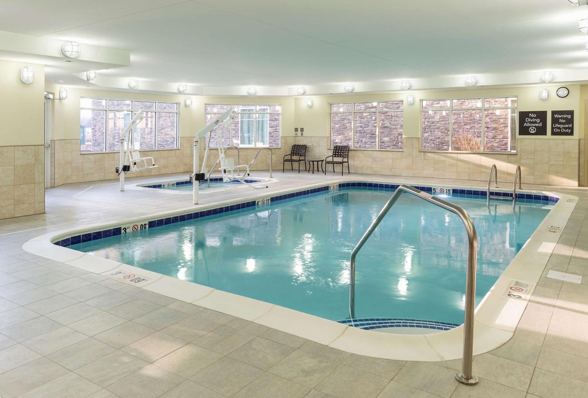 Homewood Suites By Hilton Akron/Fairlawn Buitenkant foto